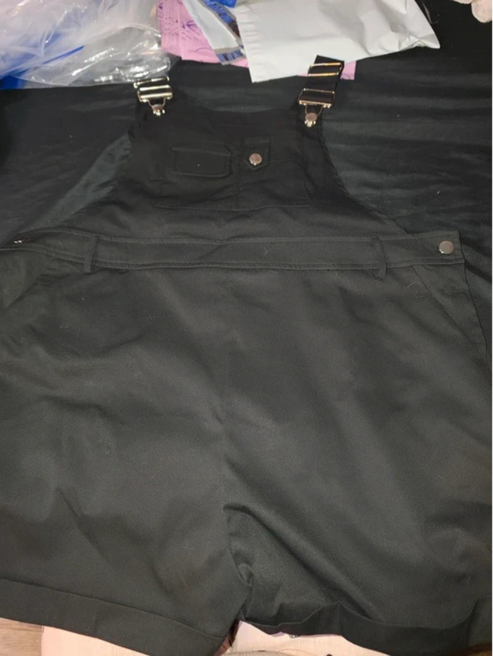 Overall shorts
